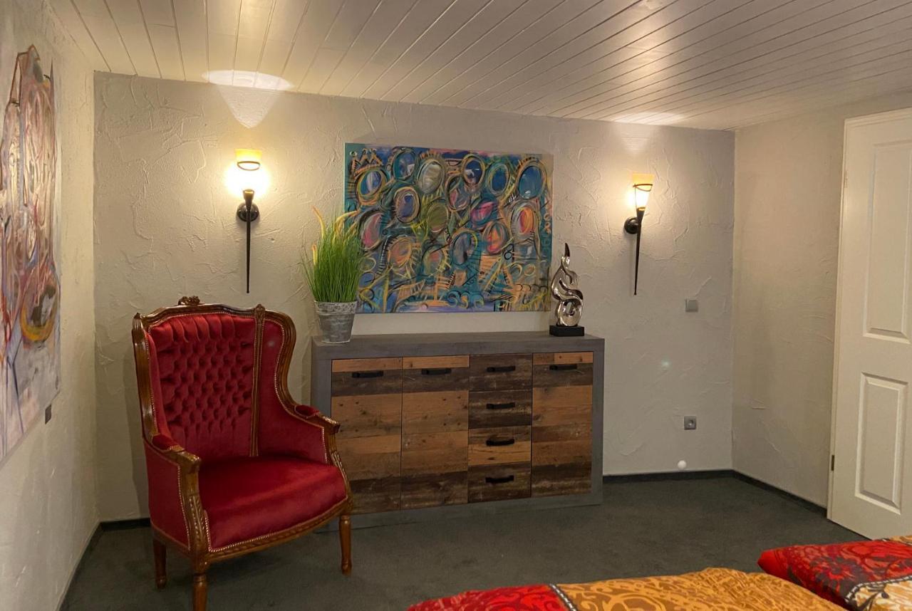 Appartement Schlossberg, Gasthaus Hirsch هيرشهورن المظهر الخارجي الصورة