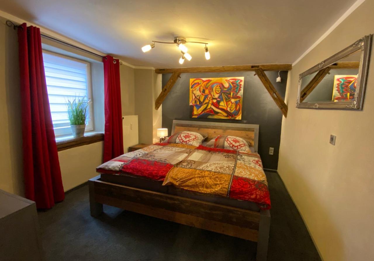Appartement Schlossberg, Gasthaus Hirsch هيرشهورن المظهر الخارجي الصورة